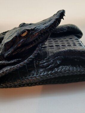 Black Genuine Cow Men's Black Leather Wallet in Alligator Shape